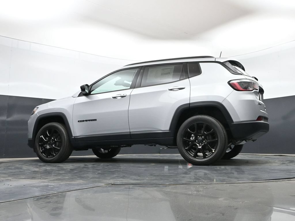 New 2026 Jeep Compass Latitude AWD/4WD image 47