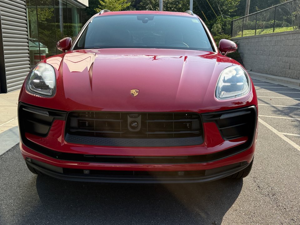 New 2026 Porsche Macan Turbo AWD/4WD image 10
