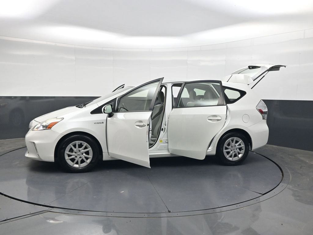 Used 2014 Toyota Prius V Three FWD image 35