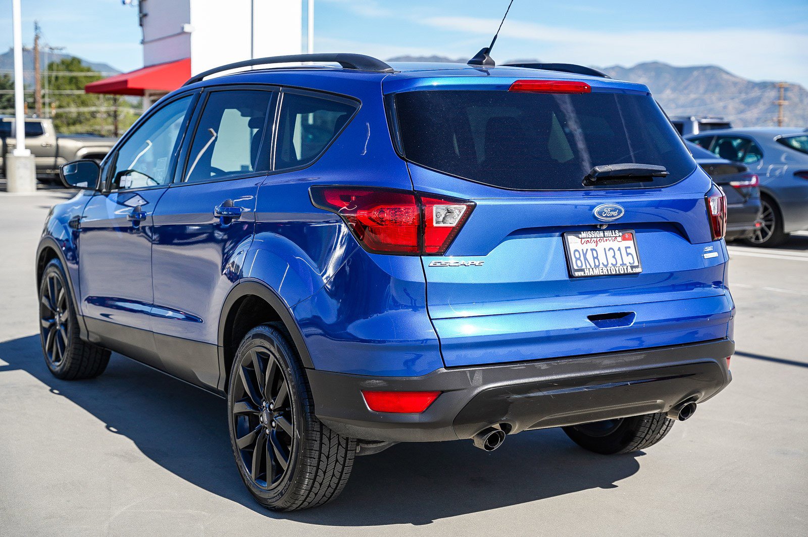 Used 2019 Ford Escape SE image 9