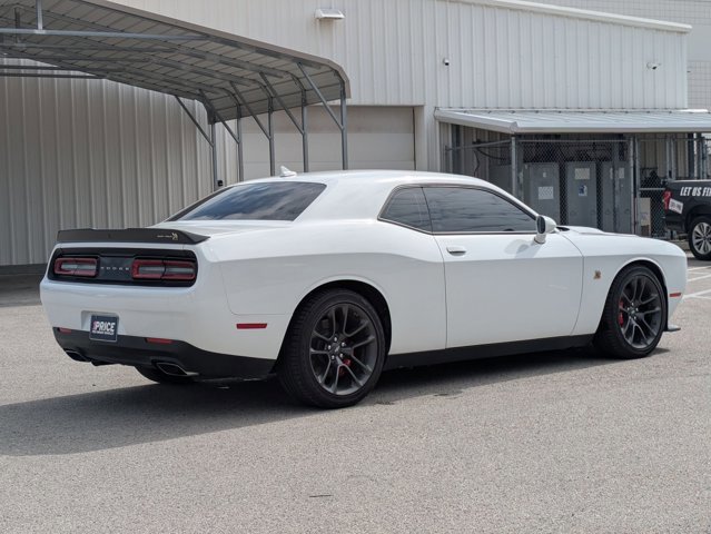 Used 2022 Dodge Challenger R/T Scat Pack RWD image 5