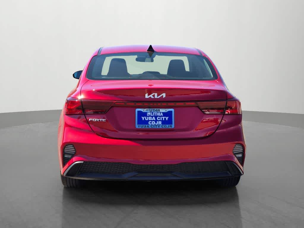Used 2023 Kia Forte LXS FWD image 5