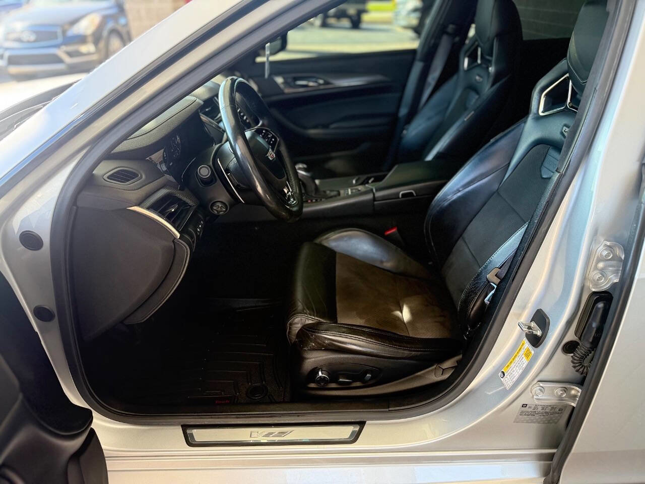 Used 2016 Cadillac CTS V w/ Luxury Package image 40