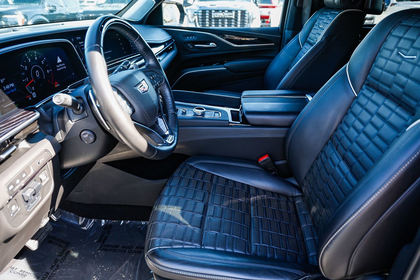 Used 2023 Cadillac Escalade ESV V image 21