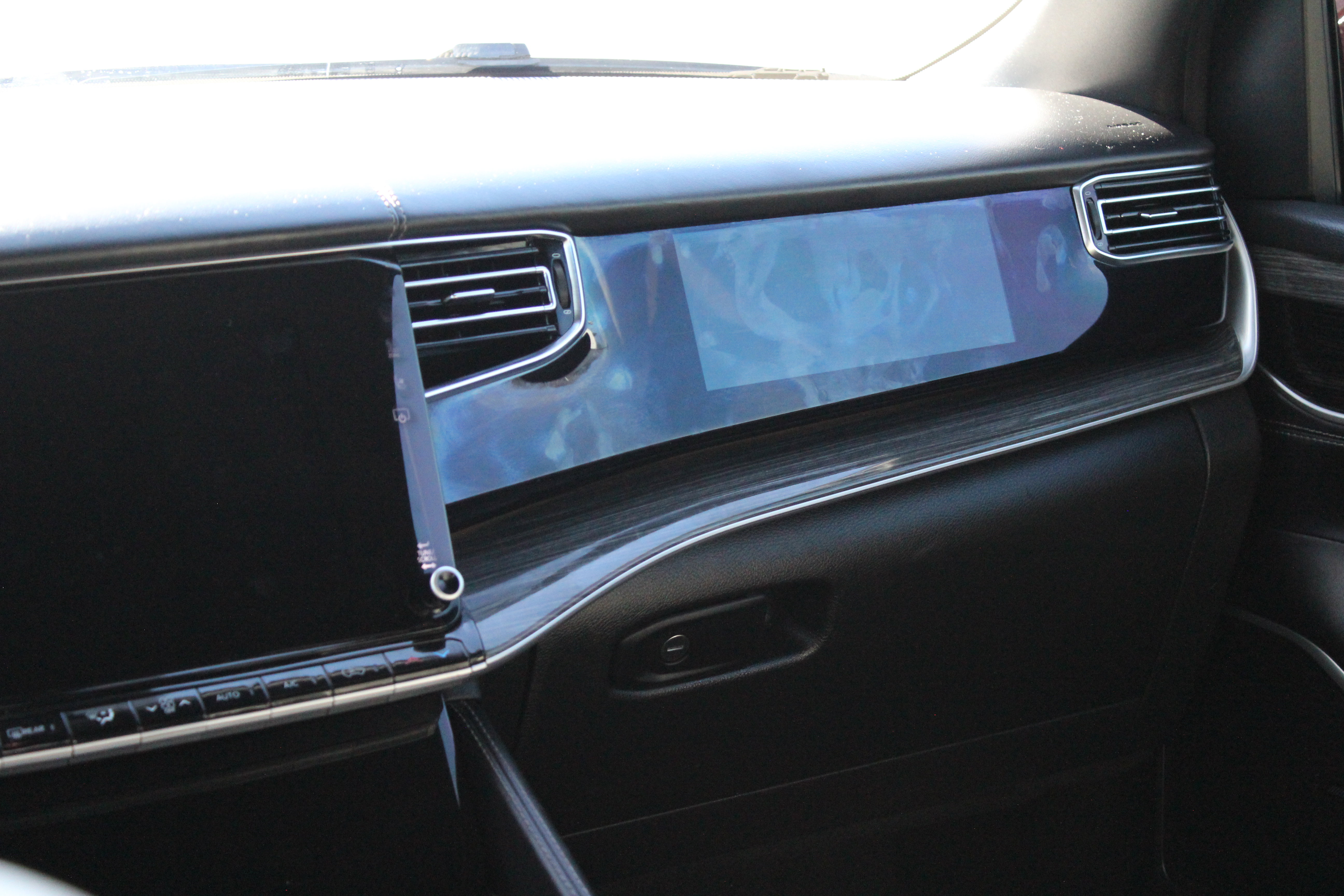 Used 2022 Jeep Wagoneer Series III w/ Convenience Group I image 31