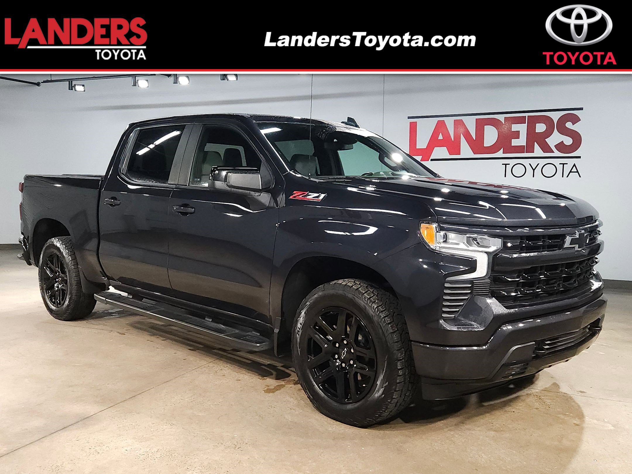 Used 2022 Chevrolet Silverado 1500 RST image 1