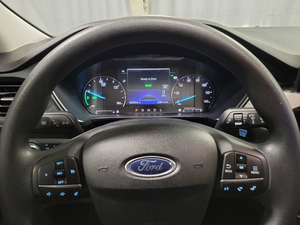 Used 2022 Ford Escape SE image 14