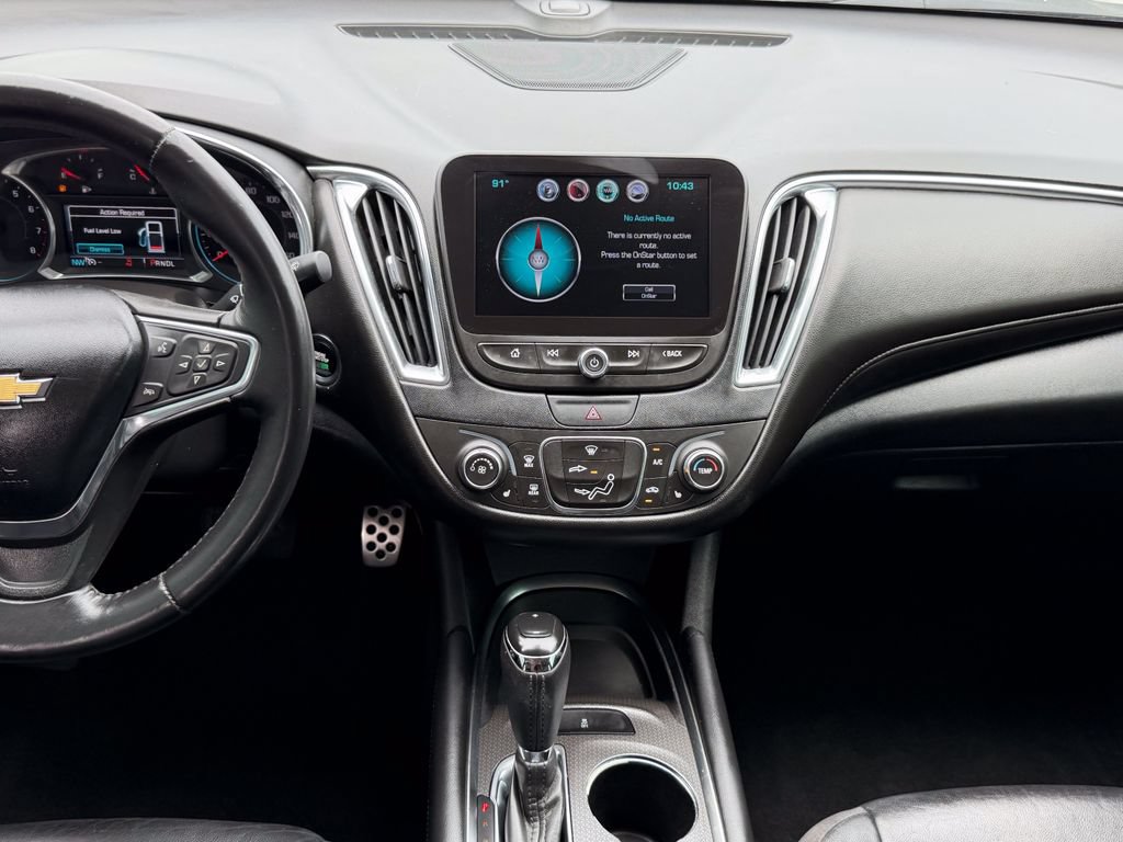 Used 2016 Chevrolet Malibu LT w/ Leather Package FWD image 14
