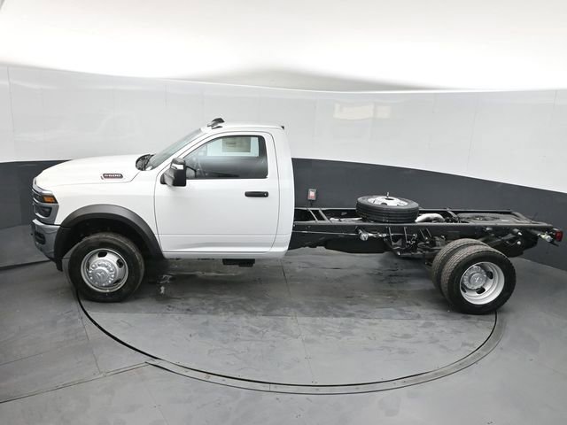New 2026 RAM 5500 Tradesman image 33
