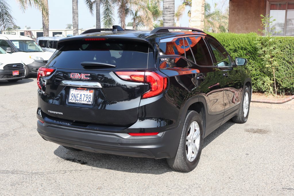 Used 2020 GMC Terrain SLE w/ Driver Convenience Package image 9