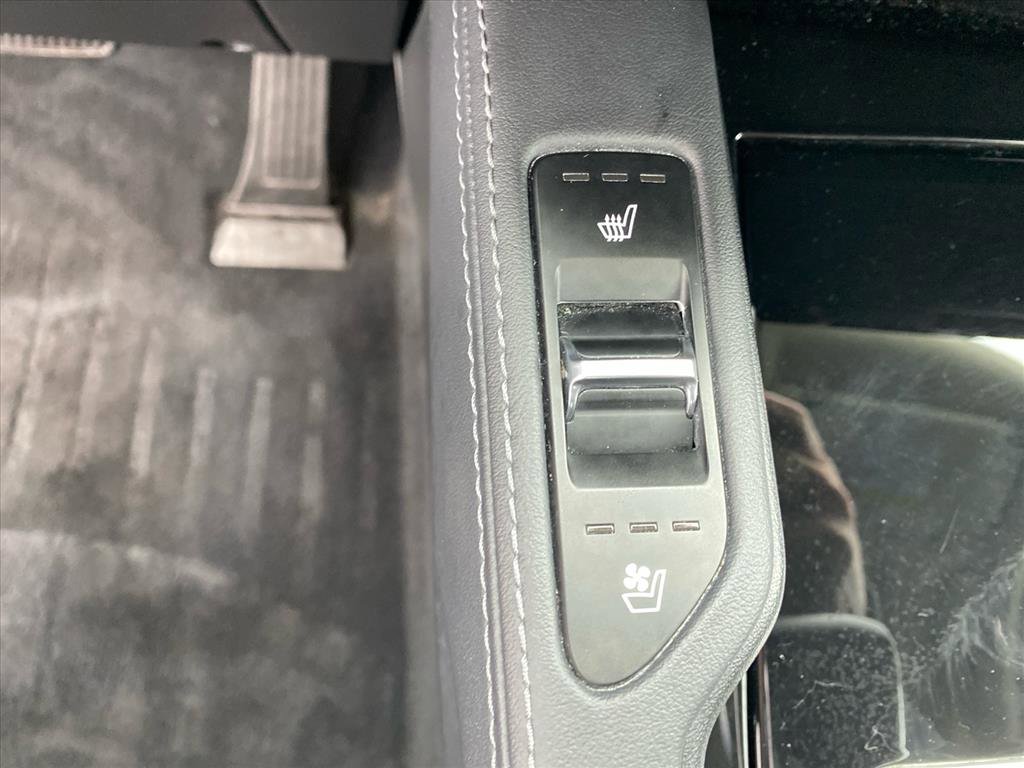 Used 2021 Kia Telluride EX w/ EX Premium Package AWD/4WD image 15