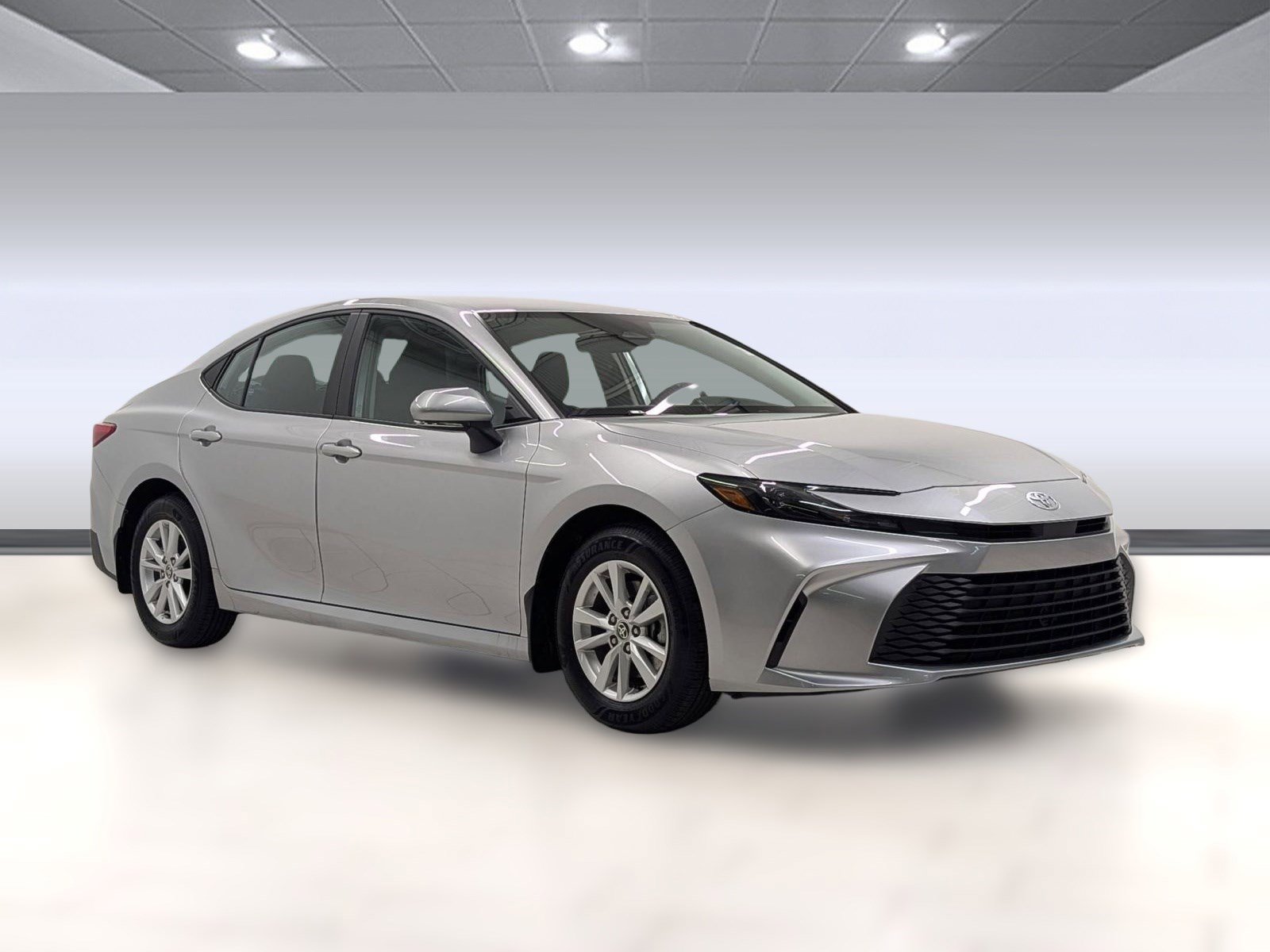 Used 2025 Toyota Camry LE w/ Convenience Package image 6
