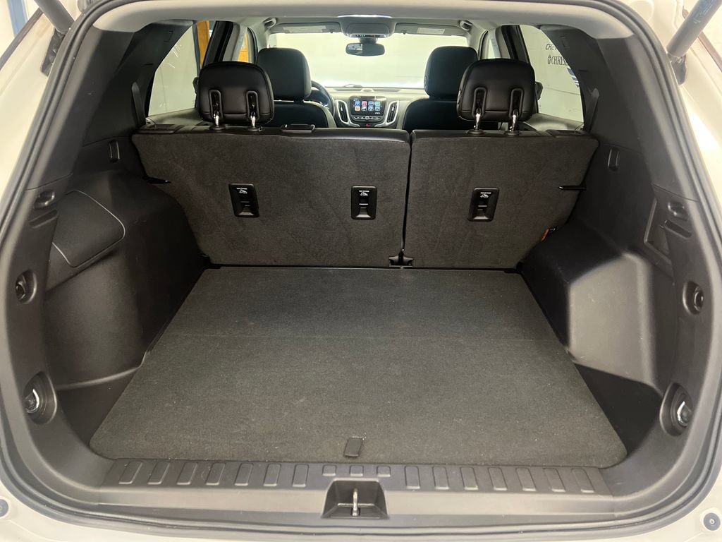 Used 2018 Chevrolet Equinox Premier AWD/4WD image 43