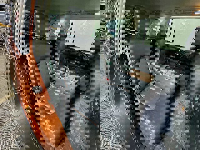 Used 2018 Nissan Armada Platinum w/ Captain Seat Package image 31