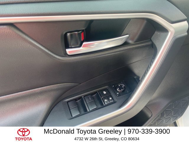 Used 2021 Toyota RAV4 XLE w/ Convenience Package AWD/4WD image 13