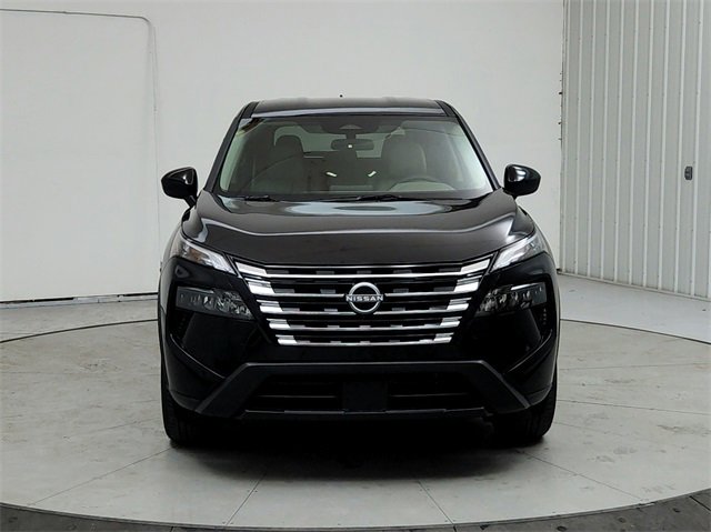 New 2025 Nissan Rogue SV image 2