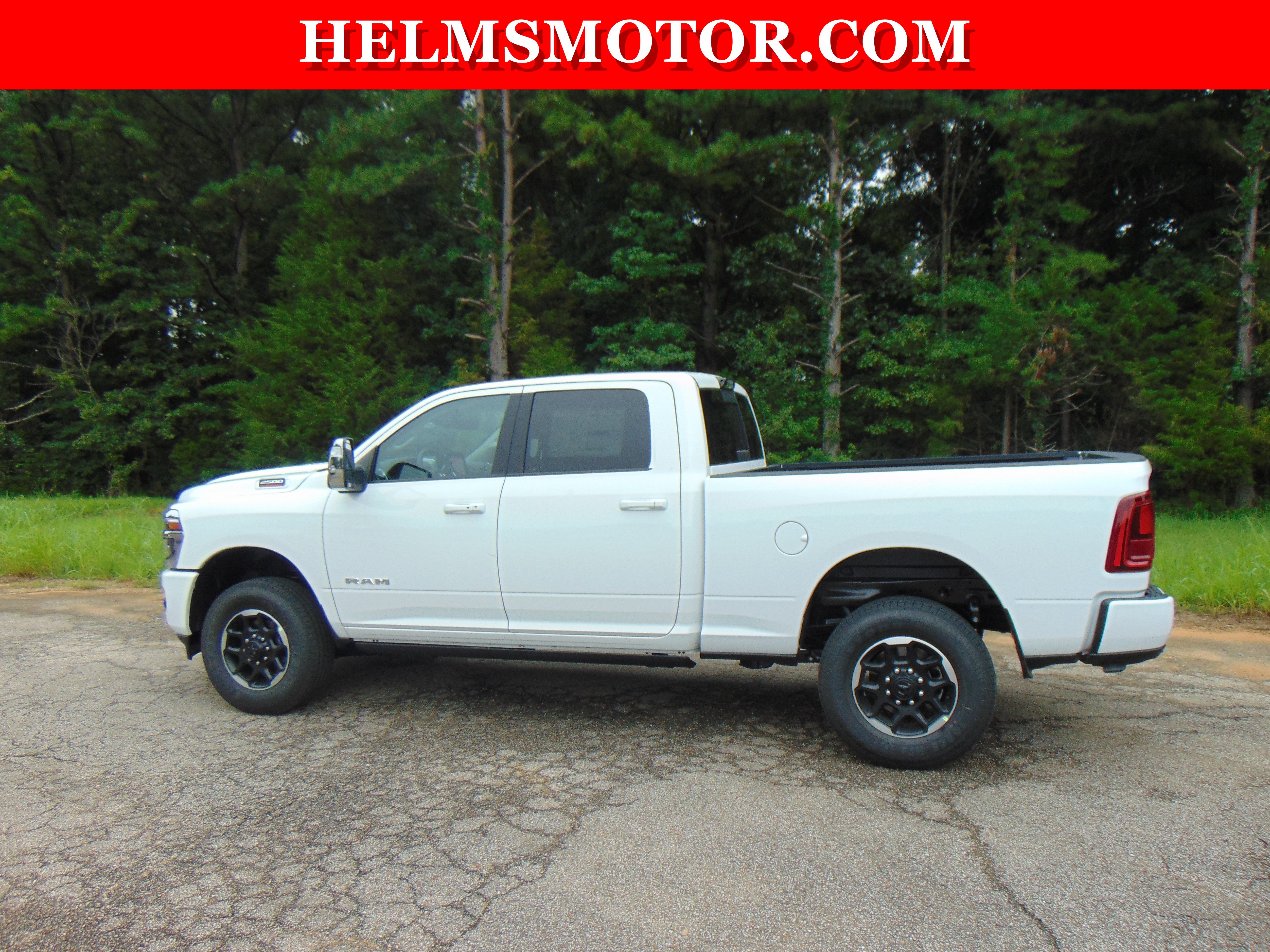 New 2026 RAM 2500 Laramie AWD/4WD image 5