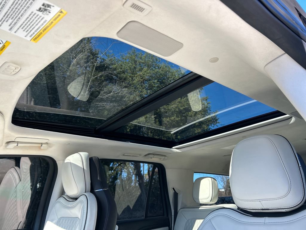 Used 2022 Lincoln Navigator L Black Label image 23