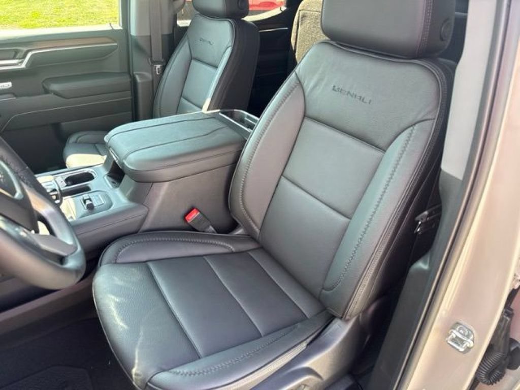 New 2026 GMC Sierra 1500 Denali w/ Denali Reserve Package AWD/4WD image 12
