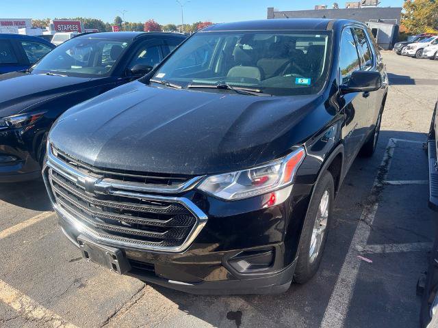 Used 2019 Chevrolet Traverse LS w/ LPO, Floor Liner Package AWD/4WD image 2