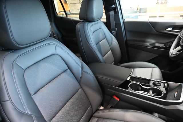 New 2027 Chevrolet Equinox LT w/ Convenience Package II AWD/4WD image 8