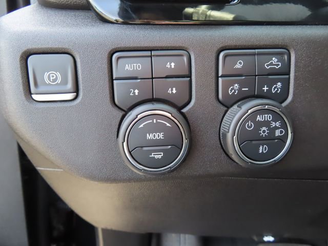 Used 2024 Chevrolet Silverado 2500 ZR2 w/ Technology Package image 41