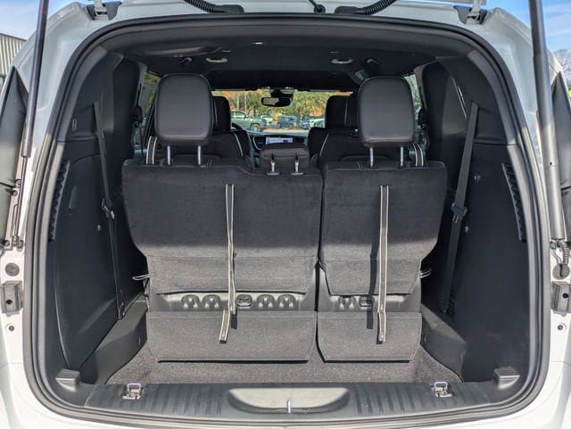 New 2026 Chrysler Pacifica Select FWD image 13