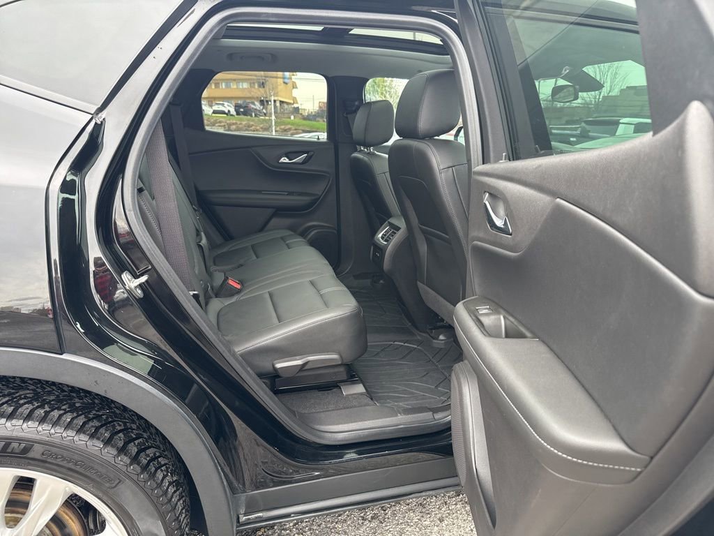 Used 2019 Chevrolet Blazer LT w/ Sun and Wheels Package image 6