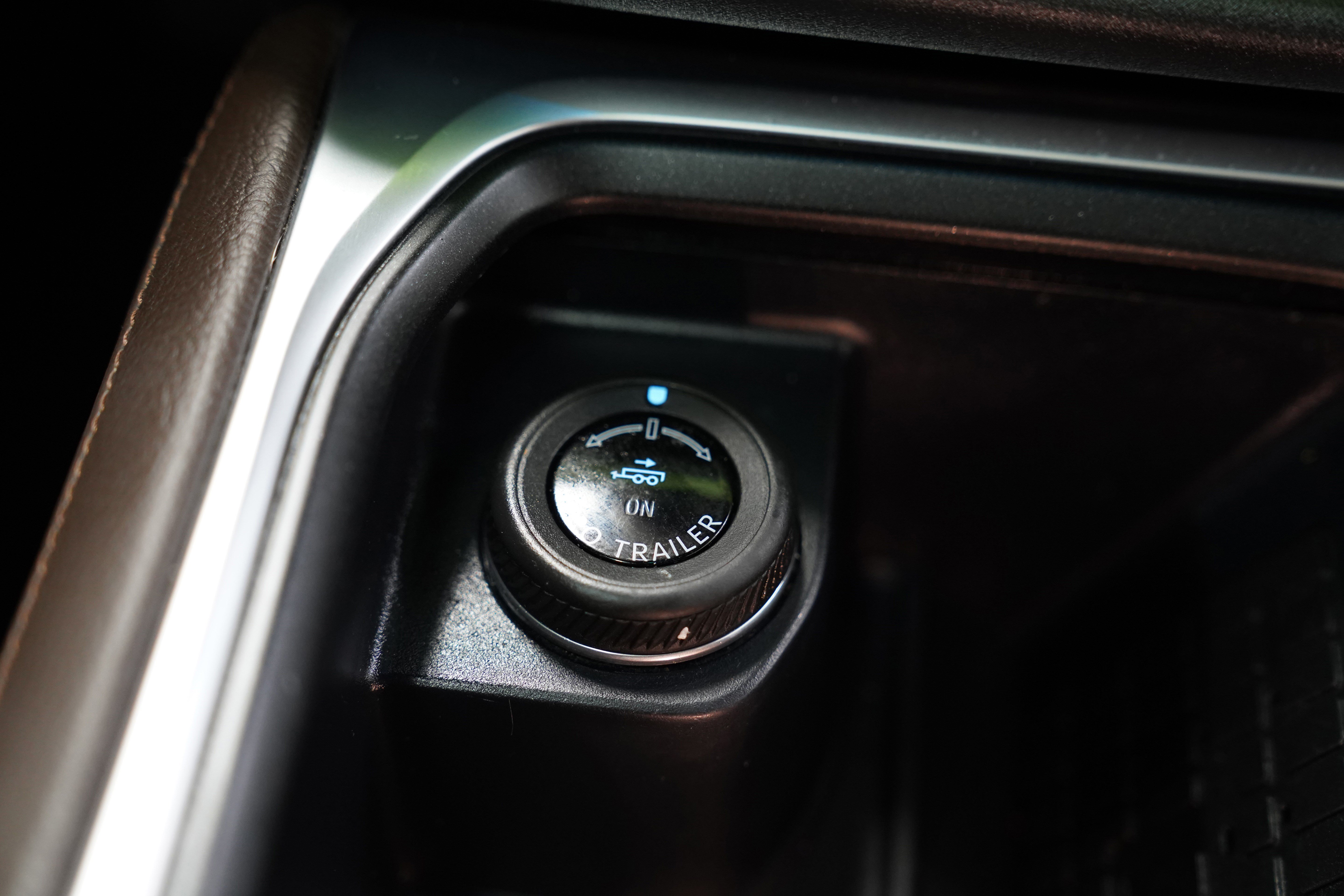 Used 2025 Ford Expedition King Ranch AWD/4WD image 33
