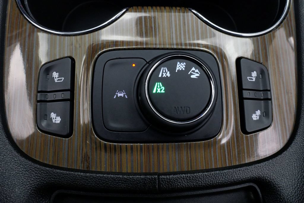 Used 2023 GMC Acadia SLE w/ Driver Convenience Package AWD/4WD image 33