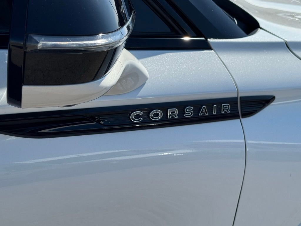 Used 2026 Lincoln Corsair Premiere AWD/4WD image 28