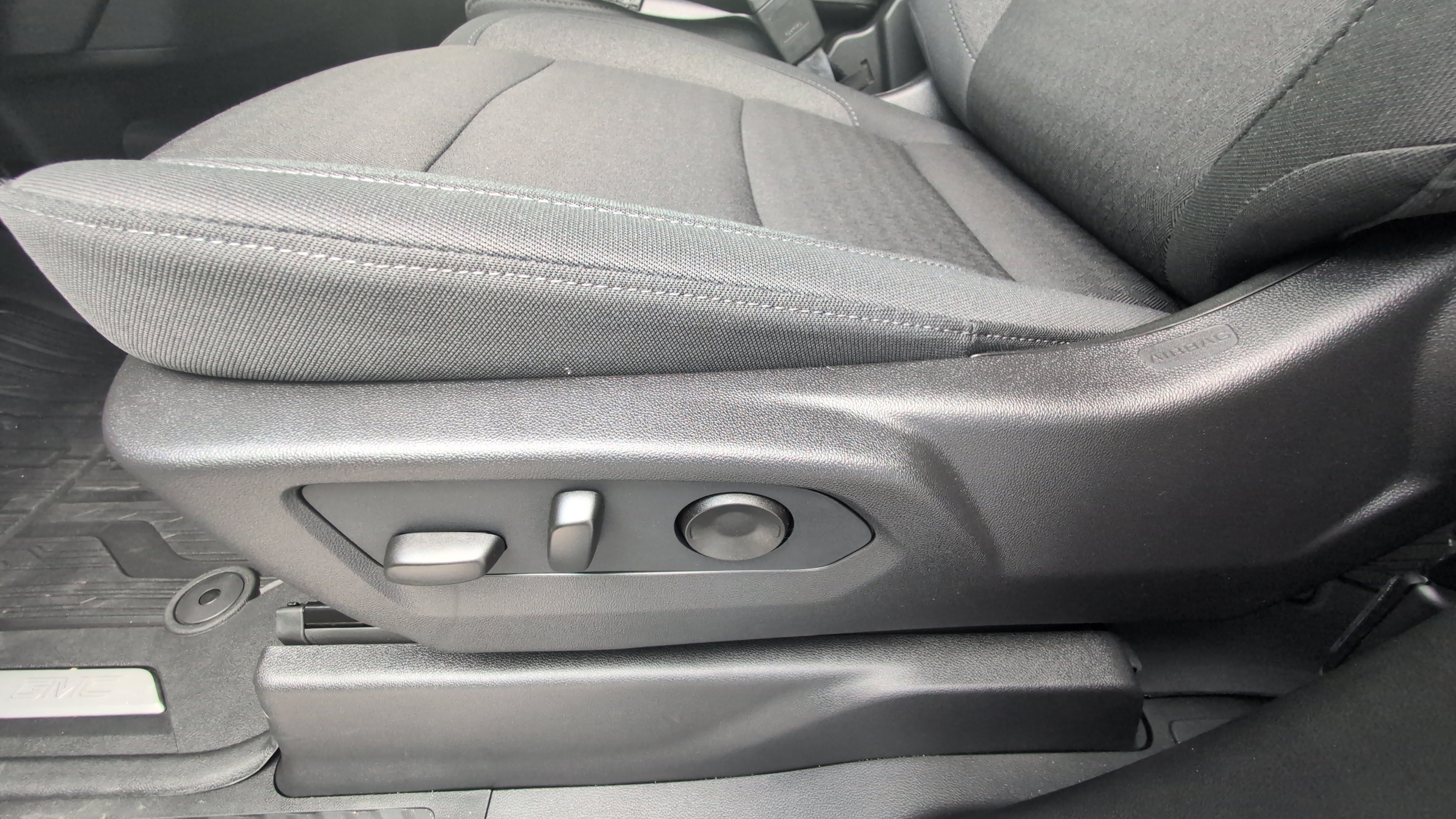 New 2026 GMC Sierra 1500 Pro w/ Graphite Edition image 22