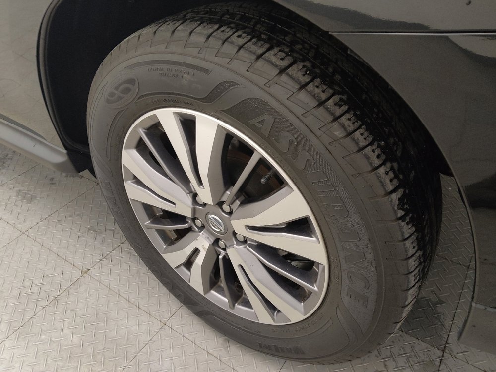 Used 2019 Nissan Pathfinder SL AWD/4WD image 31