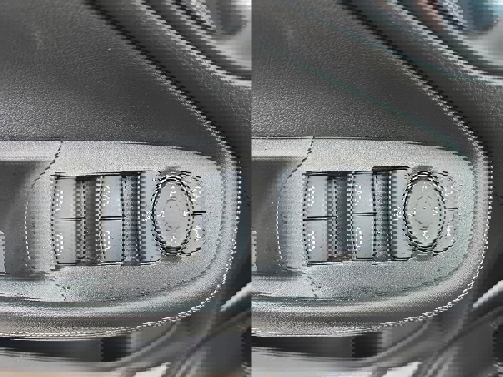 Used 2023 Buick Encore GX Preferred w/ Cold Weather Comfort Package image 28