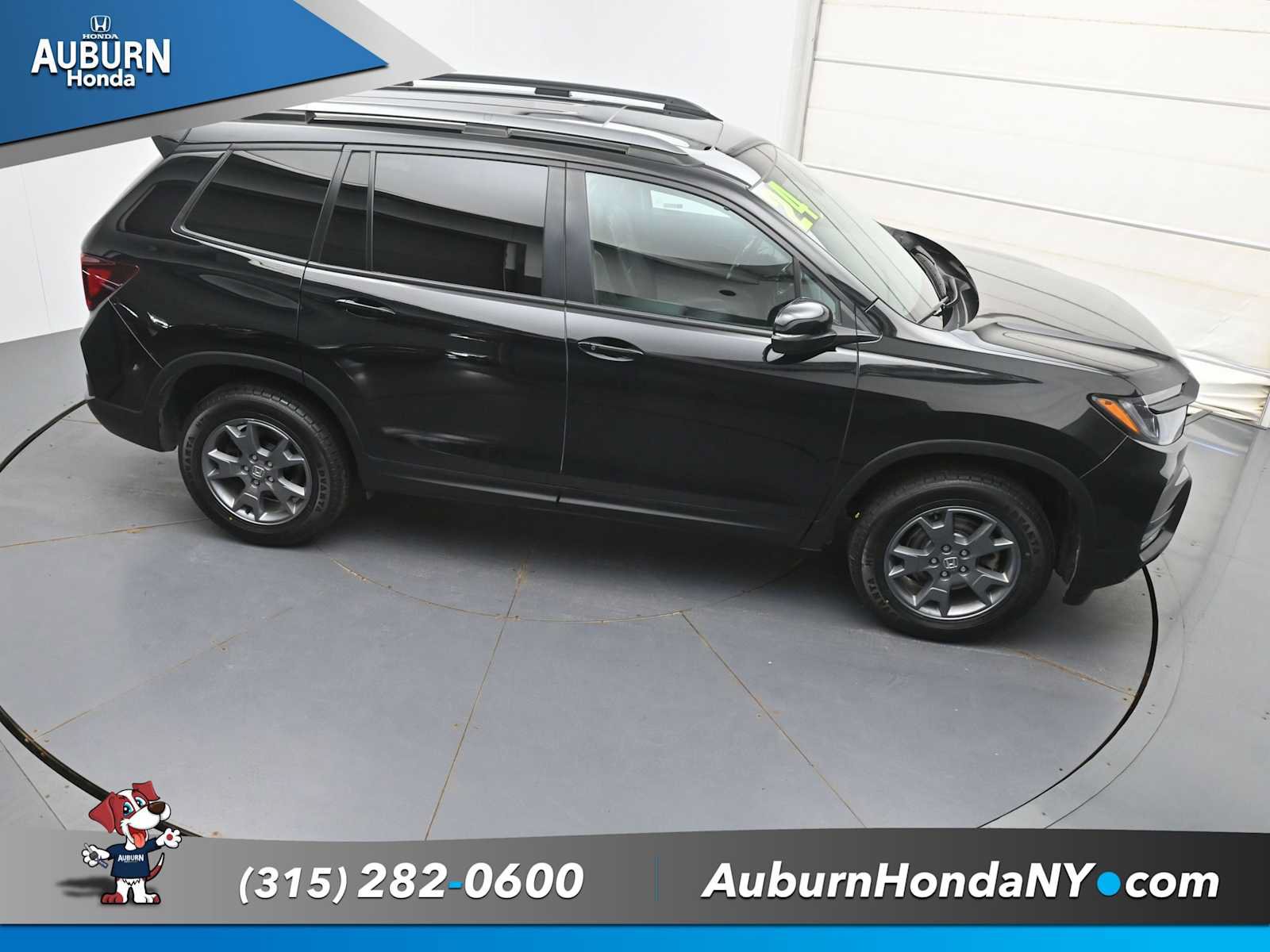 Used 2024 Honda Passport TrailSport image 34