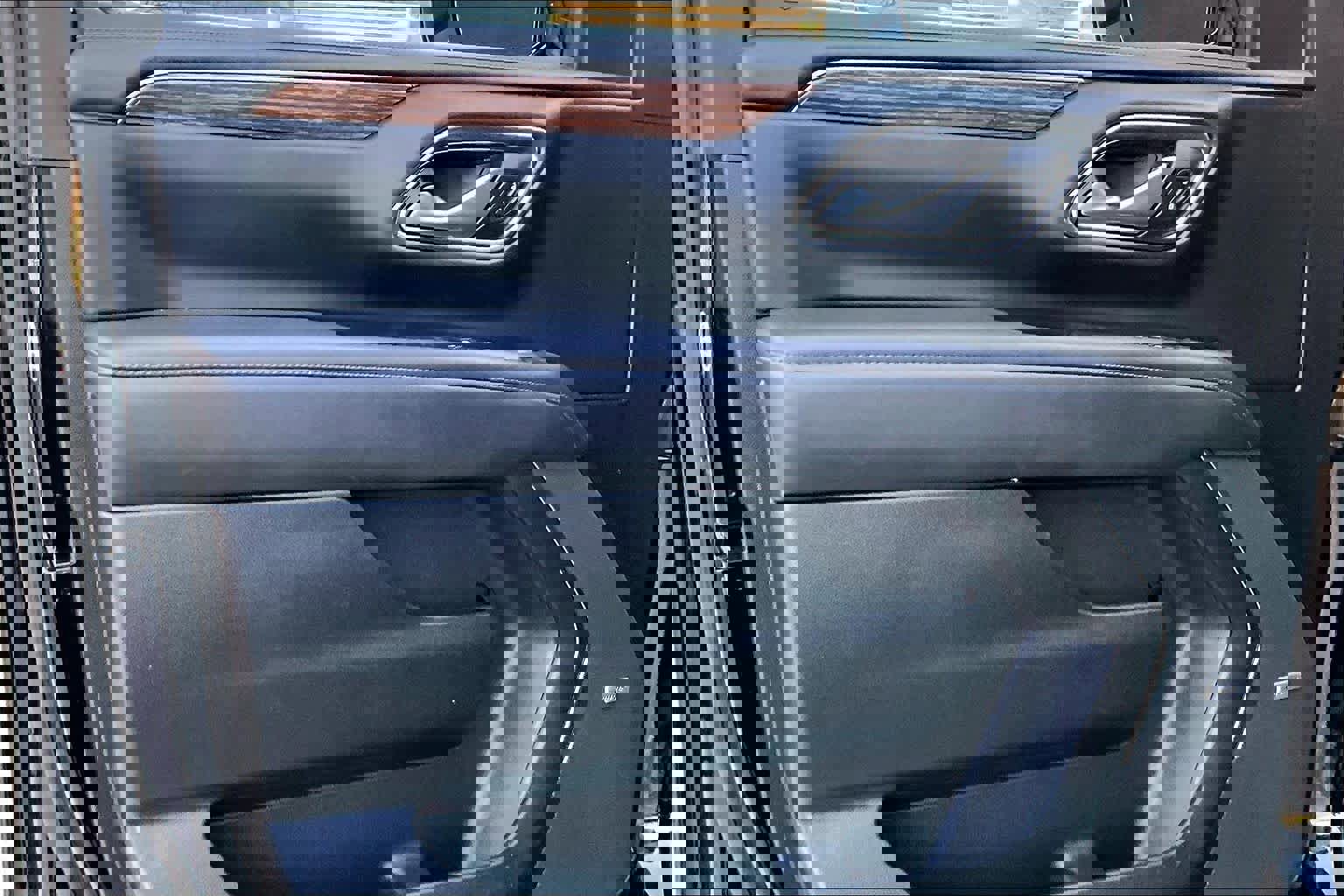 Used 2022 Chevrolet Tahoe High Country image 21