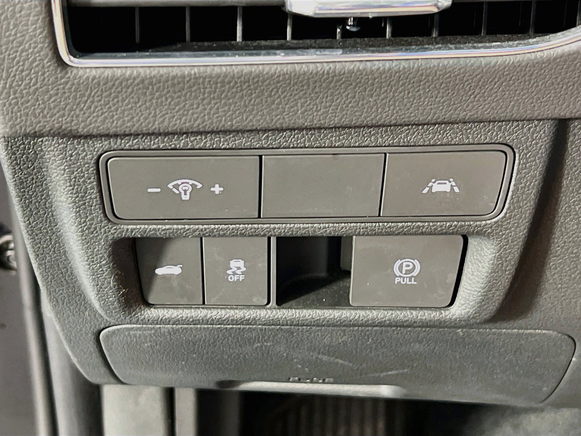 Used 2023 Hyundai Sonata SEL w/ Convenience Package FWD image 10