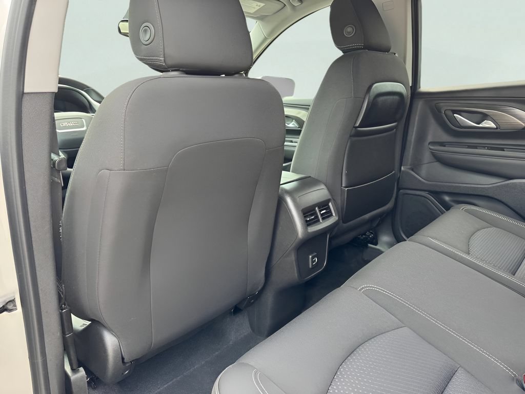 Used 2022 GMC Terrain SLE w/ Driver Convenience Package FWD image 16