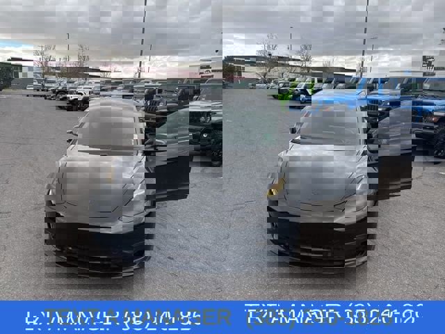 Used 2019 Tesla Model 3 Standard Range image 3