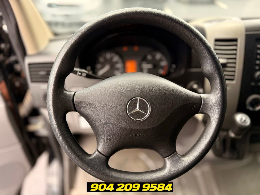 Used 2015 Mercedes-Benz Sprinter 3500 image 9