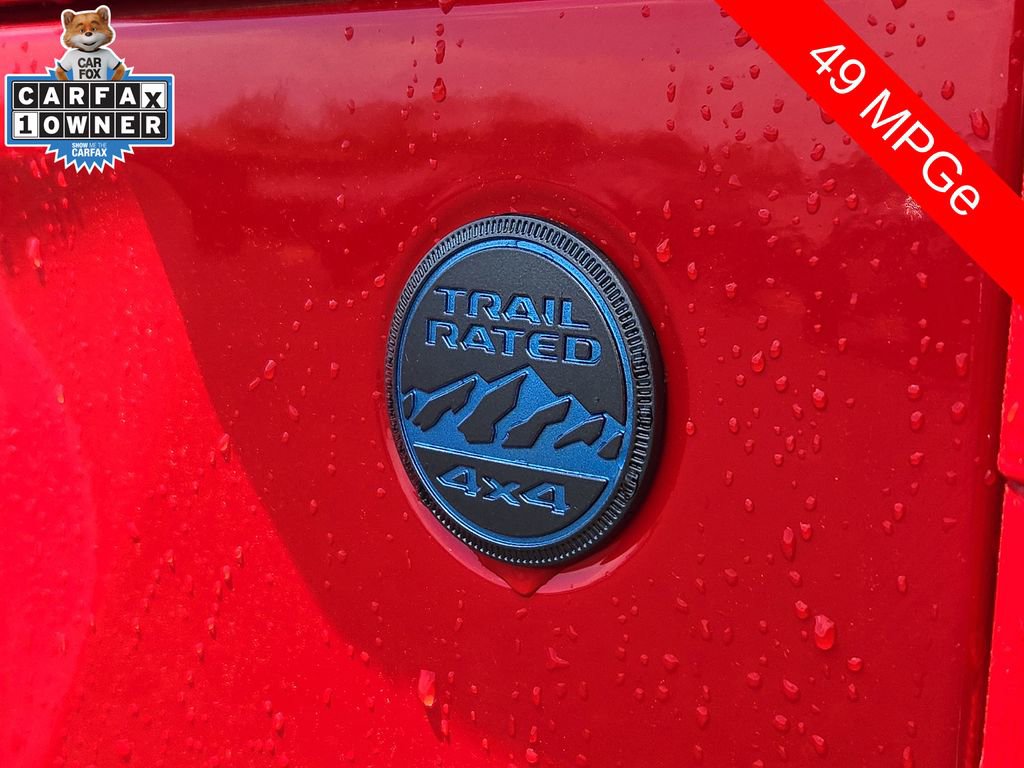 Used 2025 Jeep Wrangler Unlimited Sahara w/ Safety Group AWD/4WD image 30