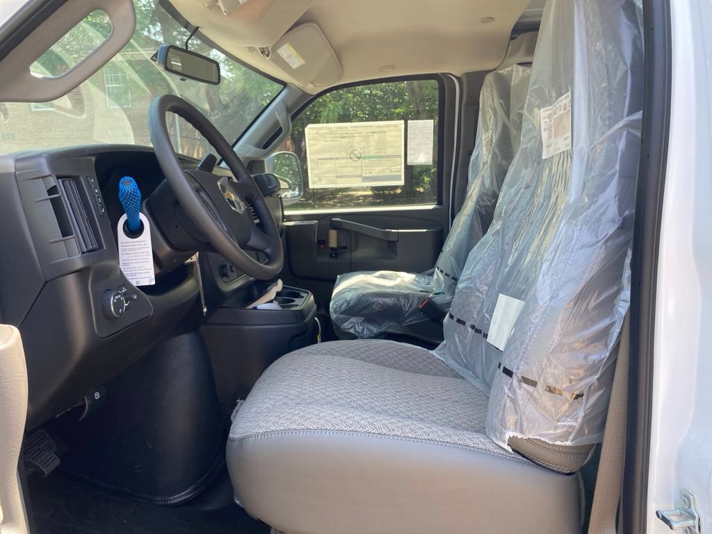 New 2026 Chevrolet Express 2500 w/ Driver Convenience Package RWD image 14