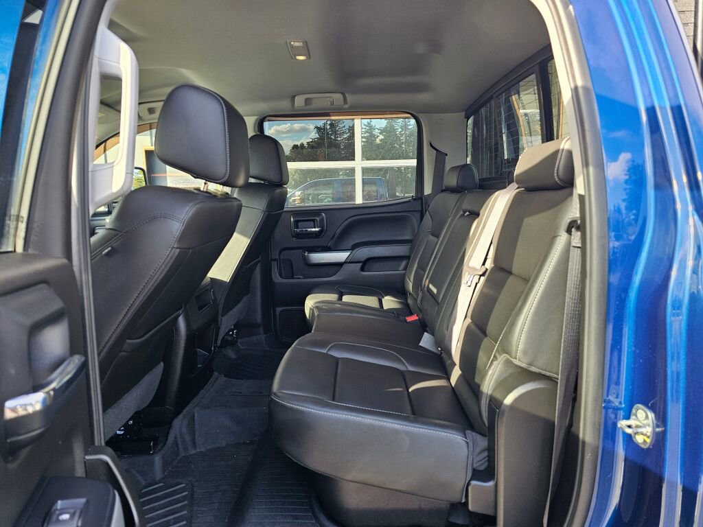 Used 2018 Chevrolet Silverado 3500 LTZ image 19