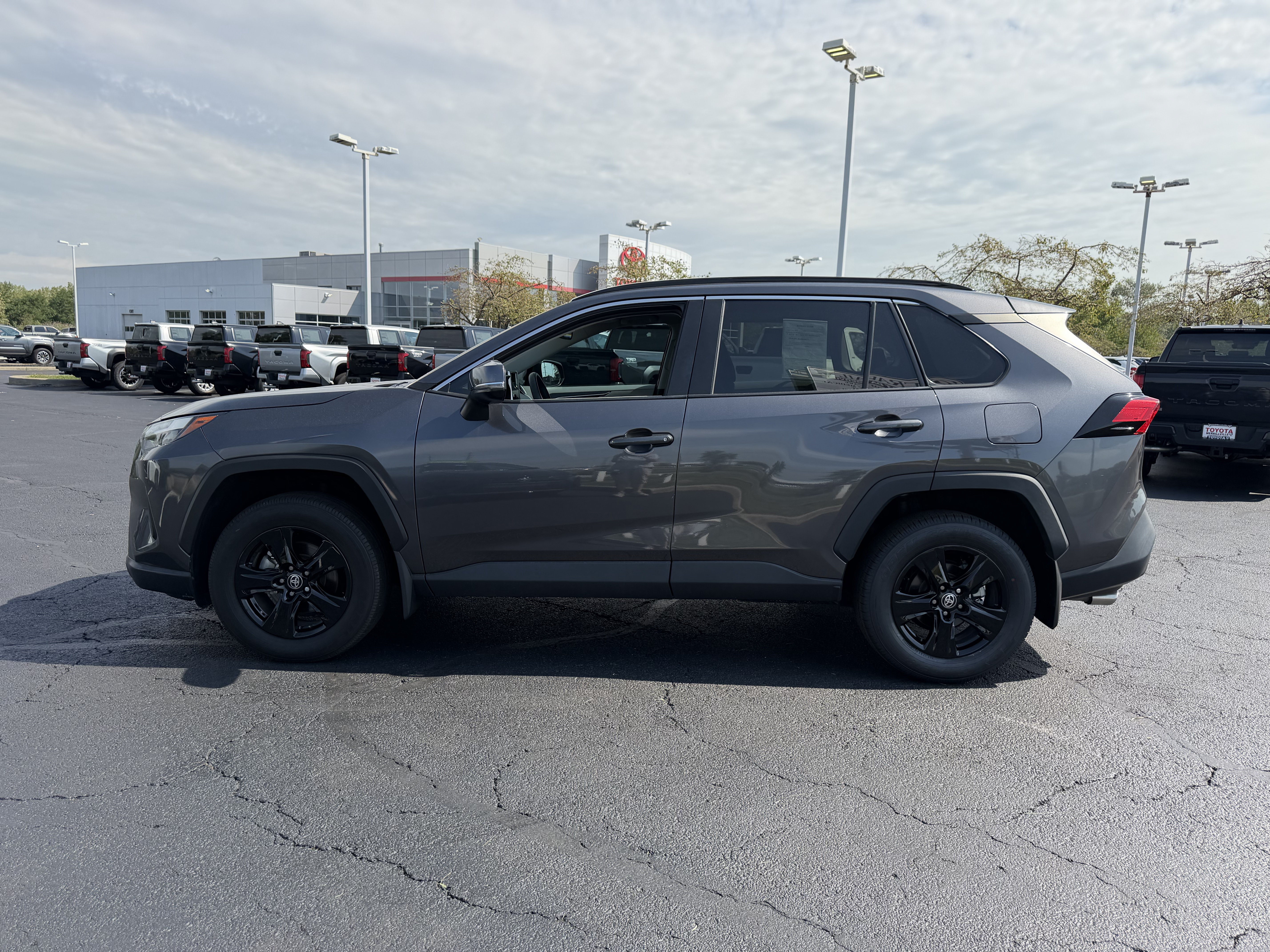 Certified 2024 Toyota RAV4 XLE w/ Convenience Package AWD/4WD image 4