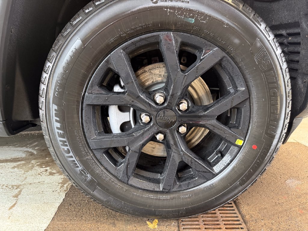 New 2026 Jeep Grand Cherokee Altitude AWD/4WD image 48