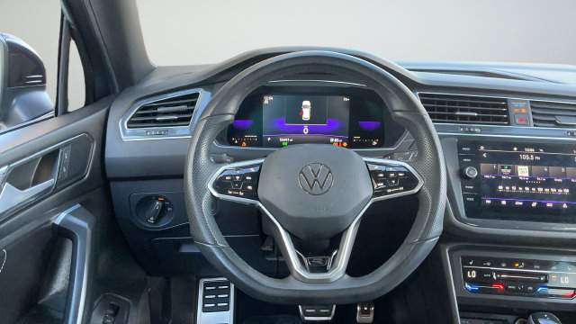 Used 2022 Volkswagen Tiguan SE R-Line FWD image 10