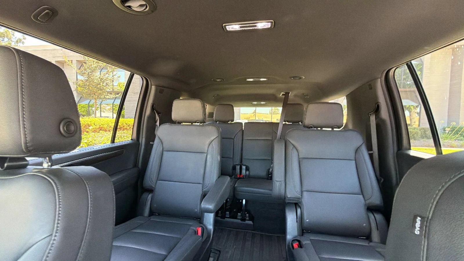 Used 2026 Chevrolet Suburban LT w/ Comfort Package RWD image 20