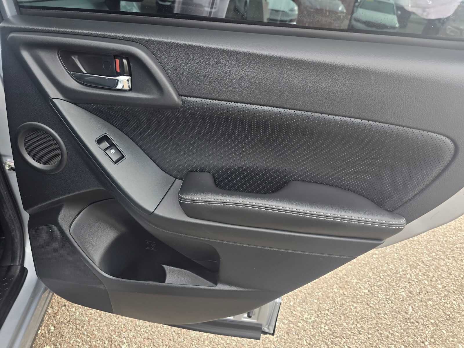 Used 2015 Subaru Forester 2.0XT Touring w/ Eyesight & Navigation System image 13