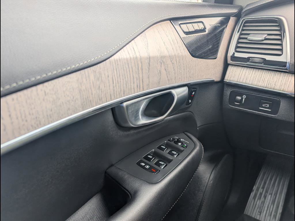Used 2021 Volvo XC90 T6 Inscription w/ Advanced Package image 20