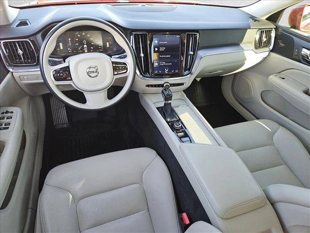 Used 2019 Volvo S60 T5 Momentum w/ Premium Package image 17
